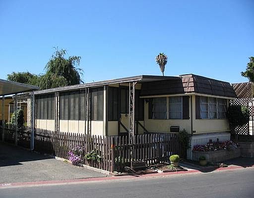 1st image of 2512 Franklin Ave #160