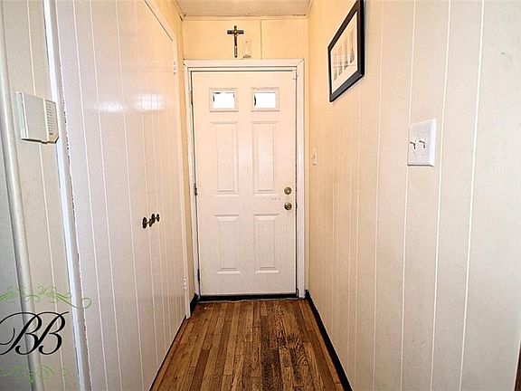 4th image of 2534 Ralph Ave