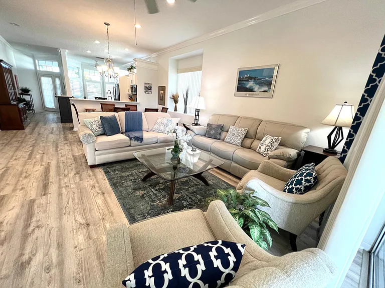 321 Lansbrook Dr — Photo 22