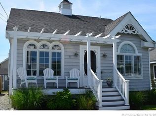 11 Cranton Ave, Old Saybrook, CT 06475