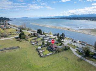2854 Farm View Rd, Courtenay, BC V9N 9C7