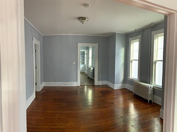 4th image of 128 Central Ave #1