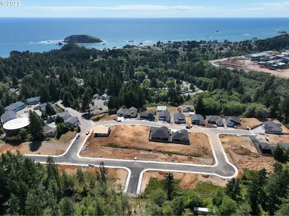 0 Lighthouse Ln #33, Brookings, OR 97415