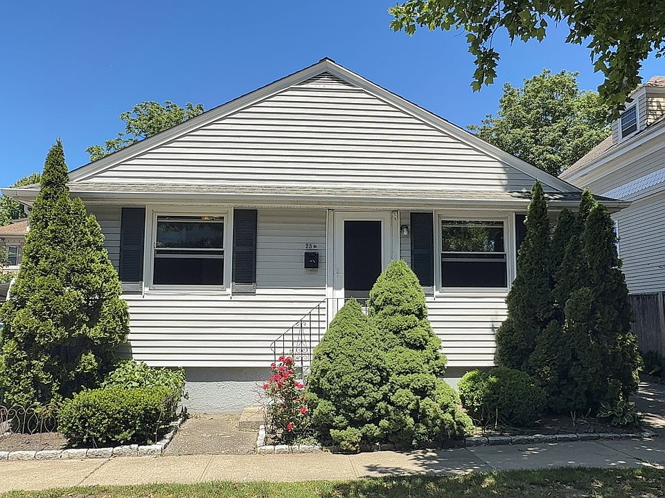 1st image of 25 1/2 Thurston Ave #B