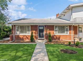 7113 W Niles Ave, Niles, IL 60714