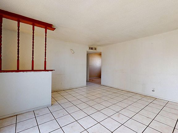 4th image of 135 Baywood Rd