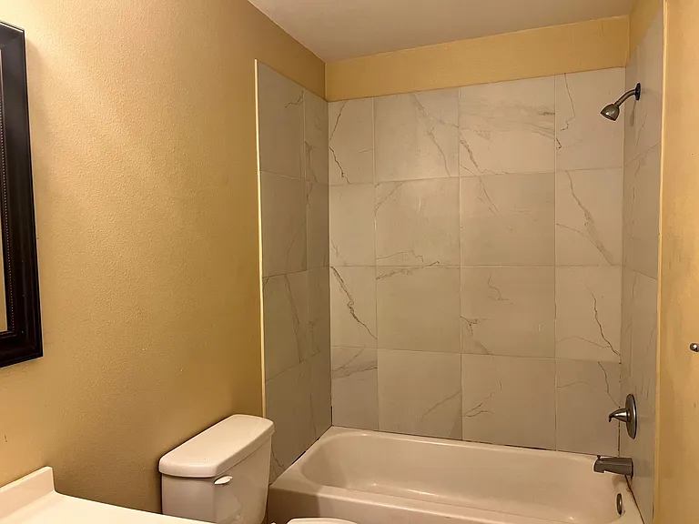 2226 9th St #3 — Photo 5