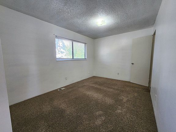2nd image of 657 E Clarion Dr