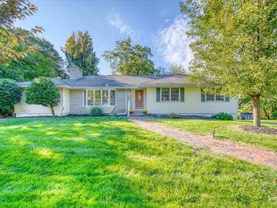 67 Round Hill Rd, Poughkeepsie, NY, 12603