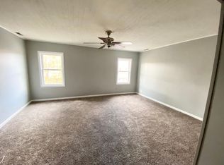 315 Liberty St #A, Morris, IL 60450