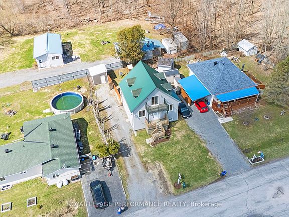4th image of 861 Louis Ernest Rd