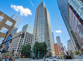 345 N La Salle St