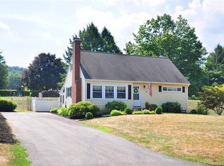 21 W Point Ter, Tariffville, CT 06081
