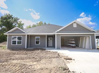 1109 Stonebridge Ln, Moberly, MO 65270