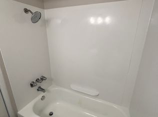 400 E Union St APT 17, Seattle, WA 98122