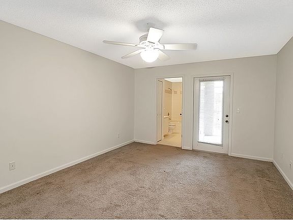 4th image of 900 Ironwood Dr Unit 923