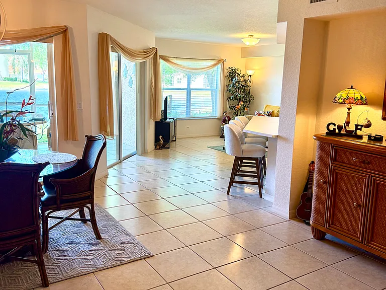 Rosewood Pointe Ln — Photo 17