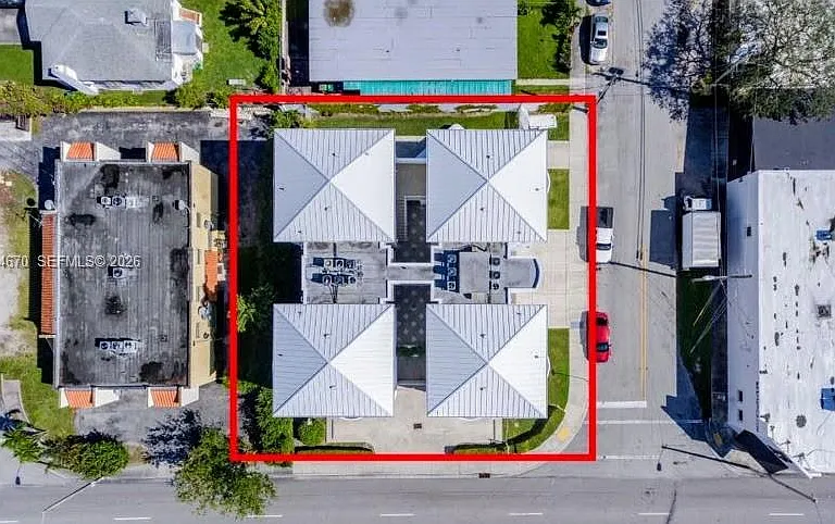 411 SW 37th Ave #3-B — Photo 9