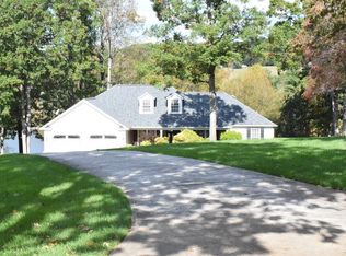 316 Crafts Ford Ct, Wirtz, VA 24184