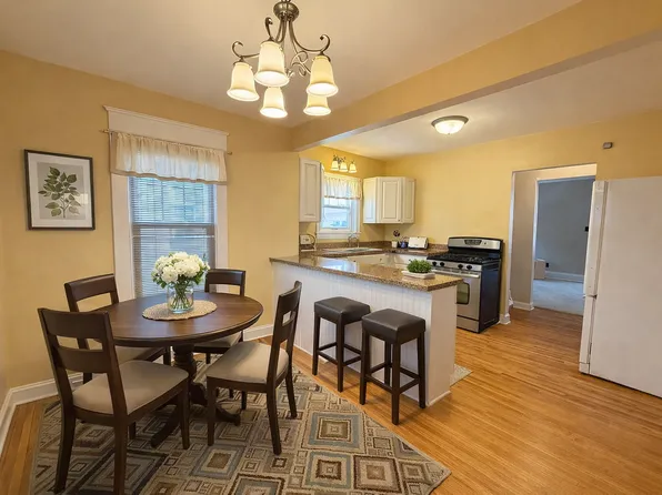 37 Arlington Rd #1, Buffalo, NY 14221