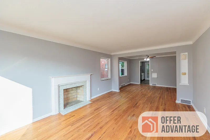 2 bed, 1.5 bath, $1,300 — Photo 2