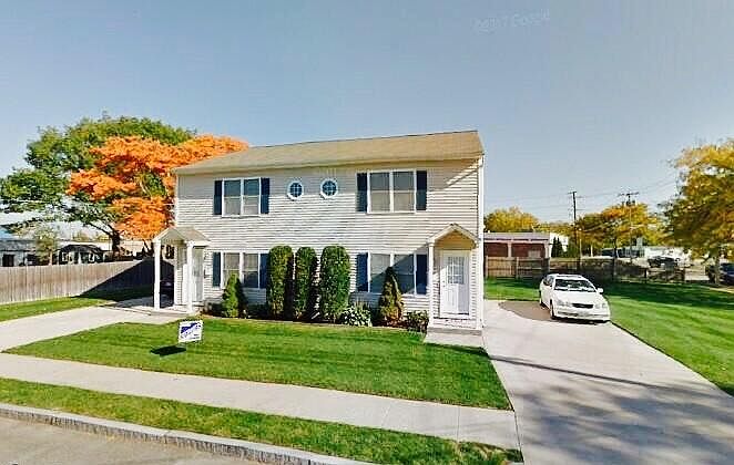 1st image of 70 Sidney St