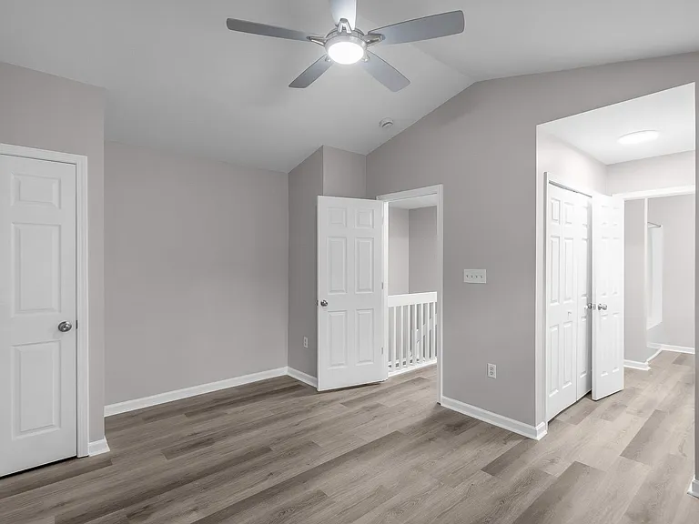 7819 Petrea Ln — Photo 23