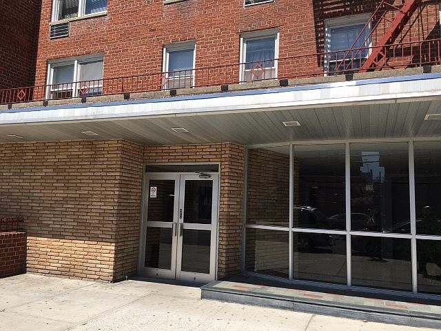 2nd image of 735 Avenue W APT 1B