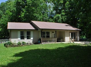 893 Old Highway Rd, Sparta, TN 38583