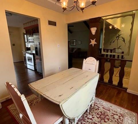 5th image of 4909 S Kendall Dr