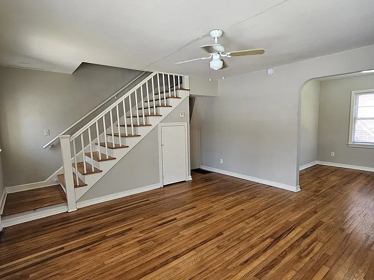 124 S Franklin Blvd — Photo 6
