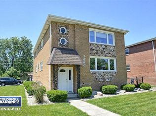 7560 Banks St, Justice, IL 60458