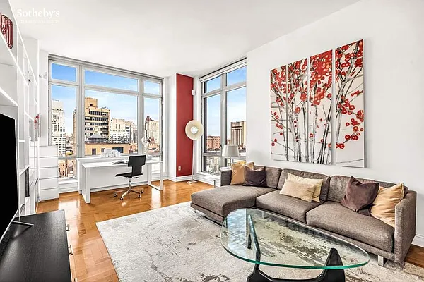 Sold by Sotheby's International Realty | media 4