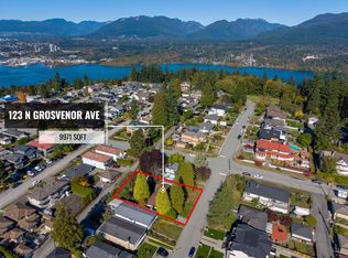 123 Grosvenor Ave N, Burnaby, BC V5B1J1