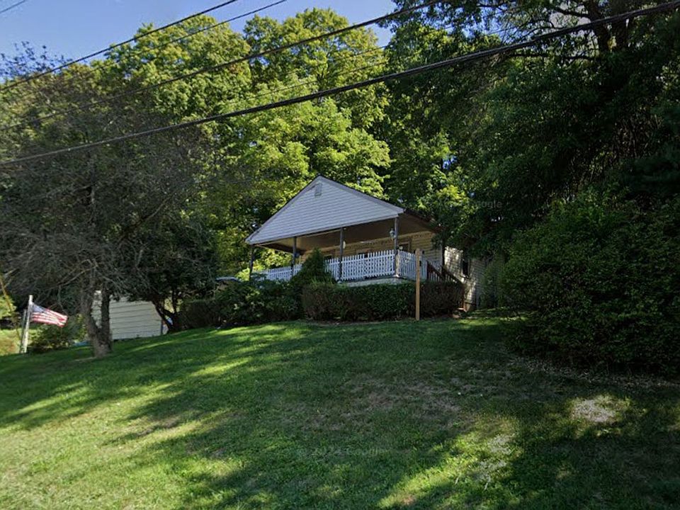 1st image of 655 Beatty Rd