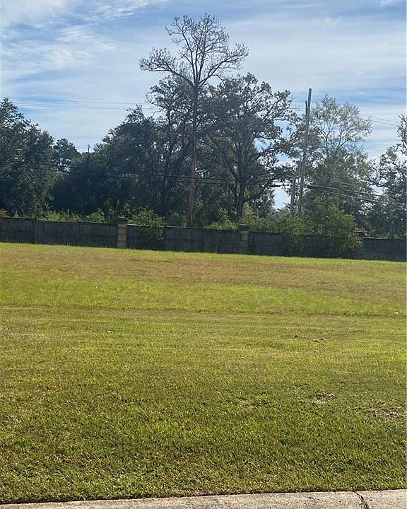 2nd image of 19498 Par Ln