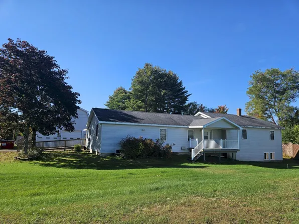 7 Land Street, Skowhegan, ME 04976