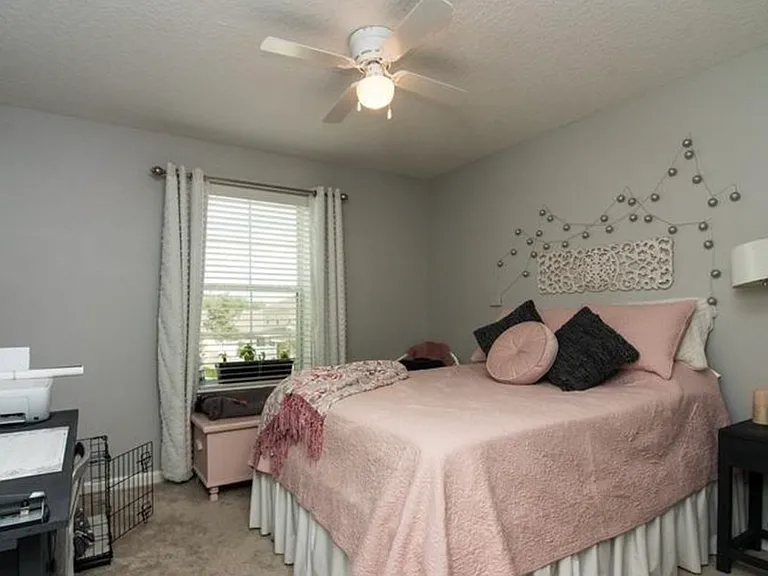 9052 Marsden St — Photo 8