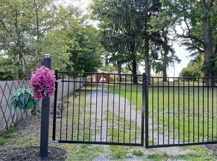 671 Coitsville Rd, Campbell, OH 44405