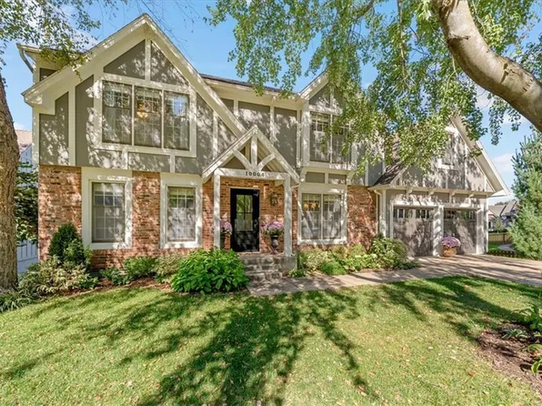 10004 W 123rd St, Overland Park, KS 66213
