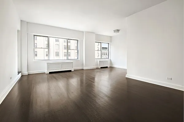 Sold by Stribling | media 18