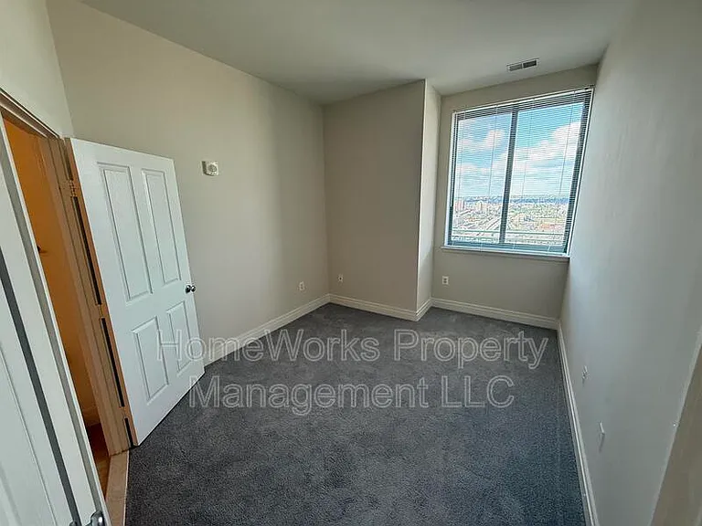 414 Water St #3109 — Photo 11