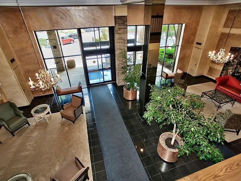 6340 Americana Dr #206 — Photo 2