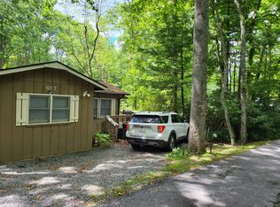 657 Highland Hills Rd, Newland, NC 28657