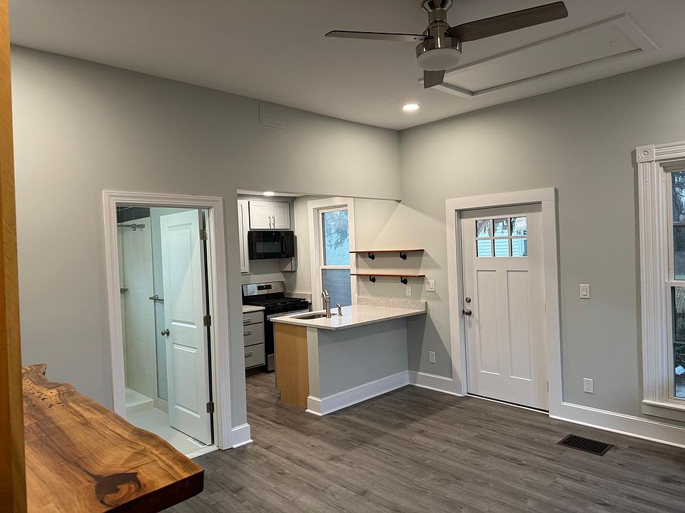 Open kitchen with quartz island