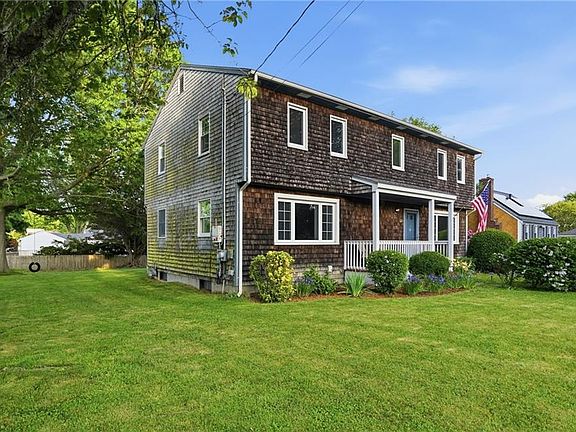 3rd image of 14 Dorothy Ave
