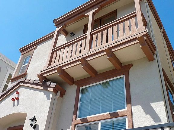 3rd image of 3139 Tuscolana Way