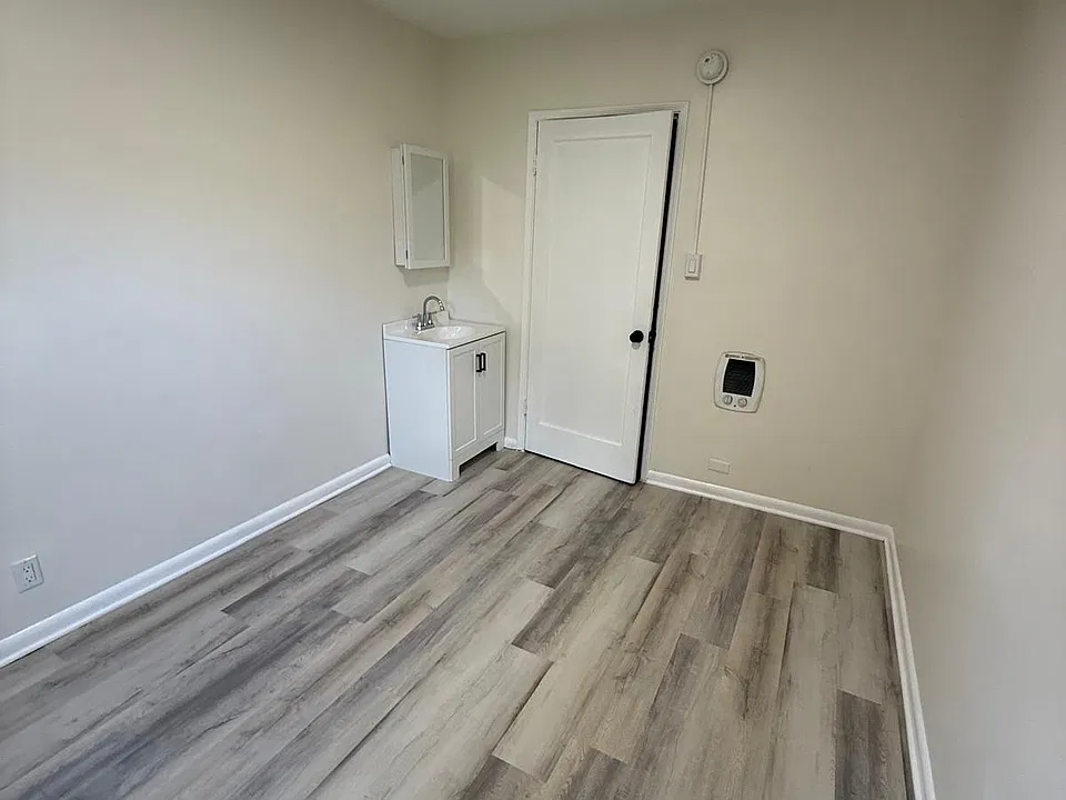 312 S Boyle Ave #8