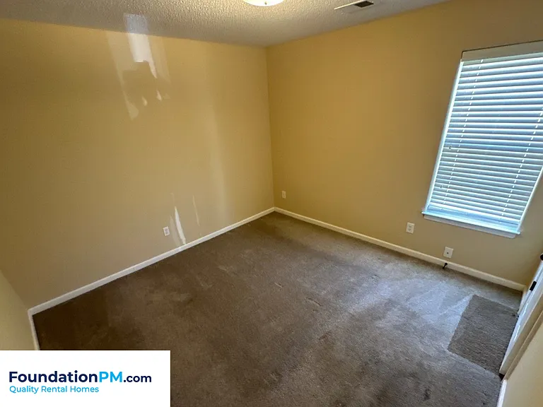 10087 Mill Hill Ave — Photo 11