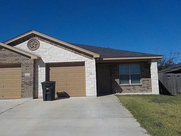 4403 Cambridge Dr #B — Photo 11